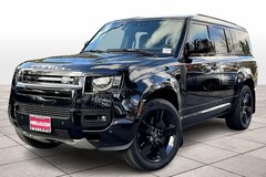 2025 Land Rover Defender 130 X-Dynamic SE SUV