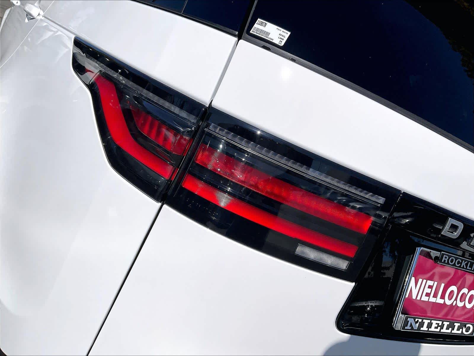 2026 Land Rover Discovery Gemini Edition - Photo 25