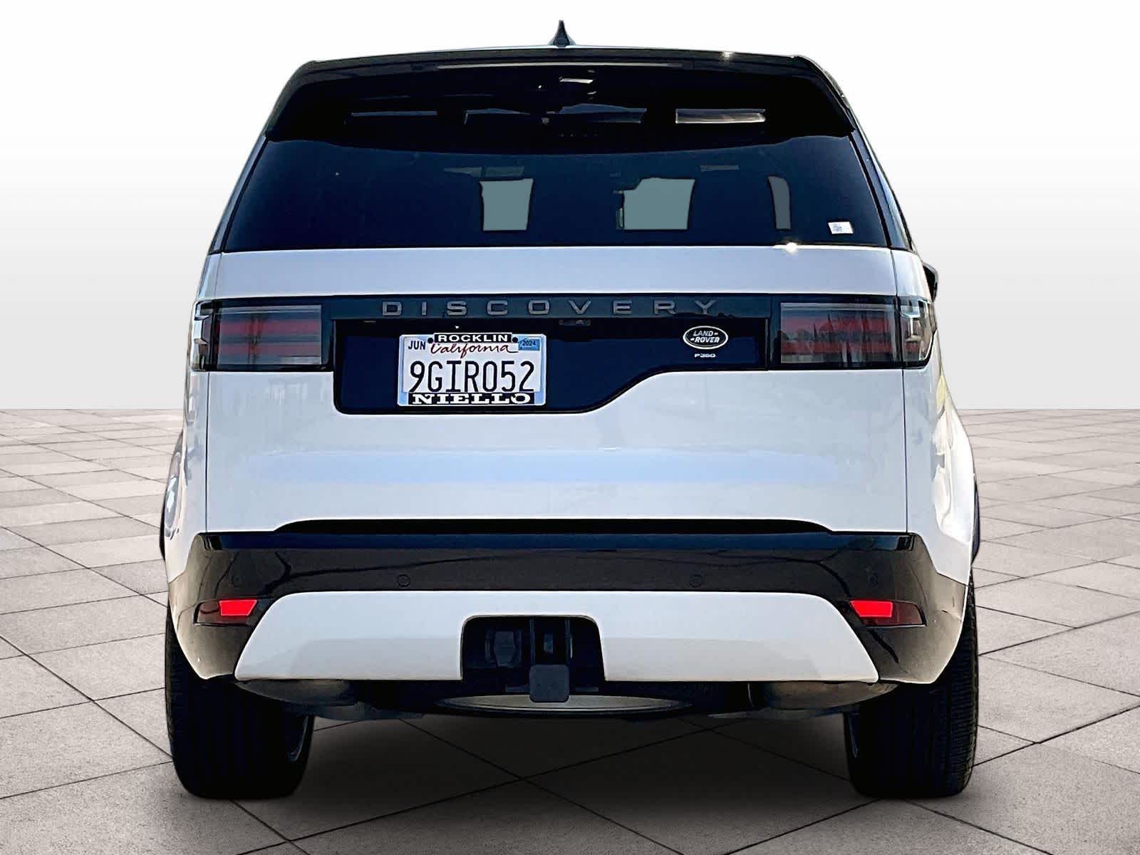 2023 Land Rover Discovery HSE R-Dynamic photo 4