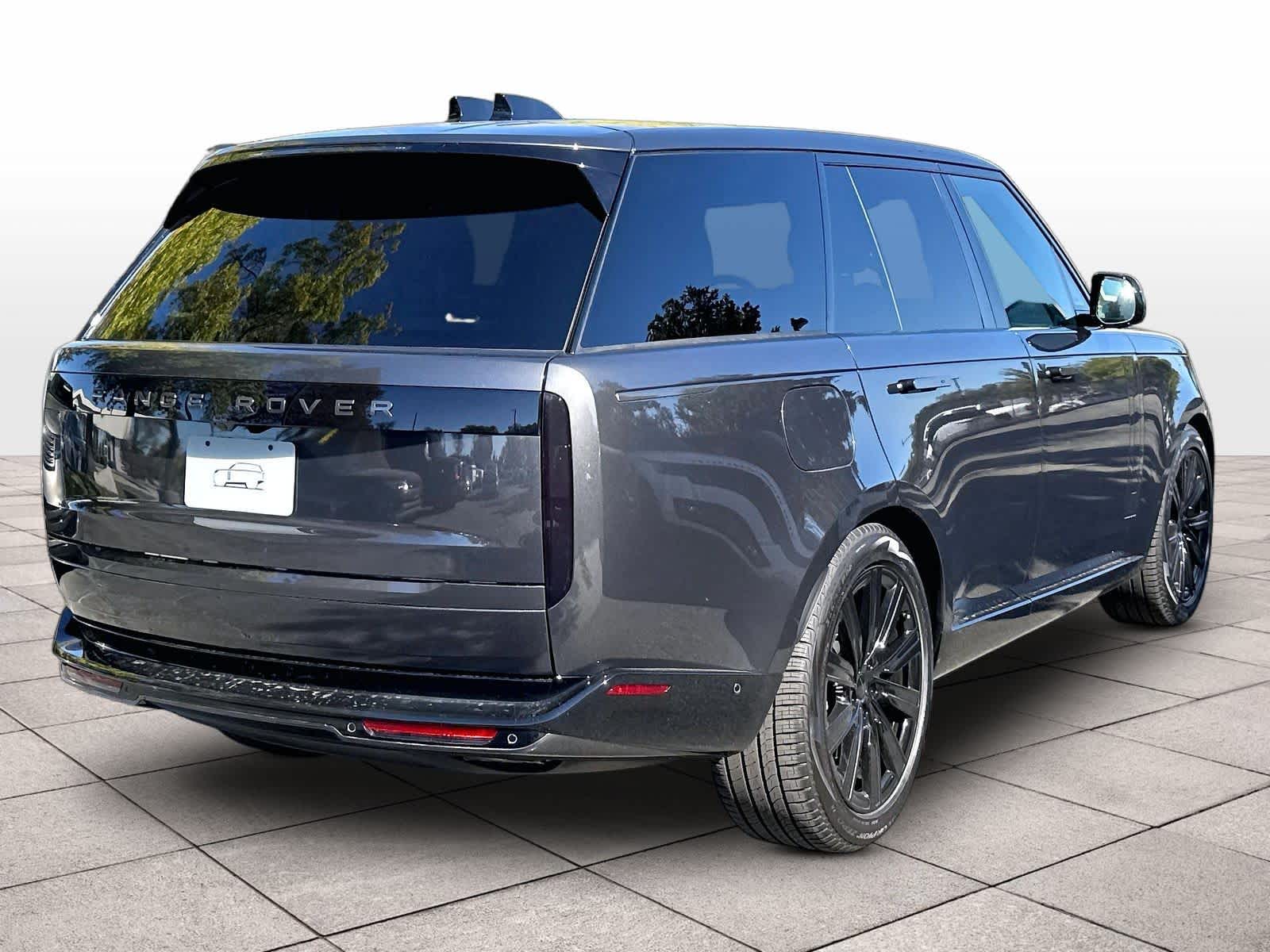 New 2026 Land Rover Range Rover SE Phev SUV