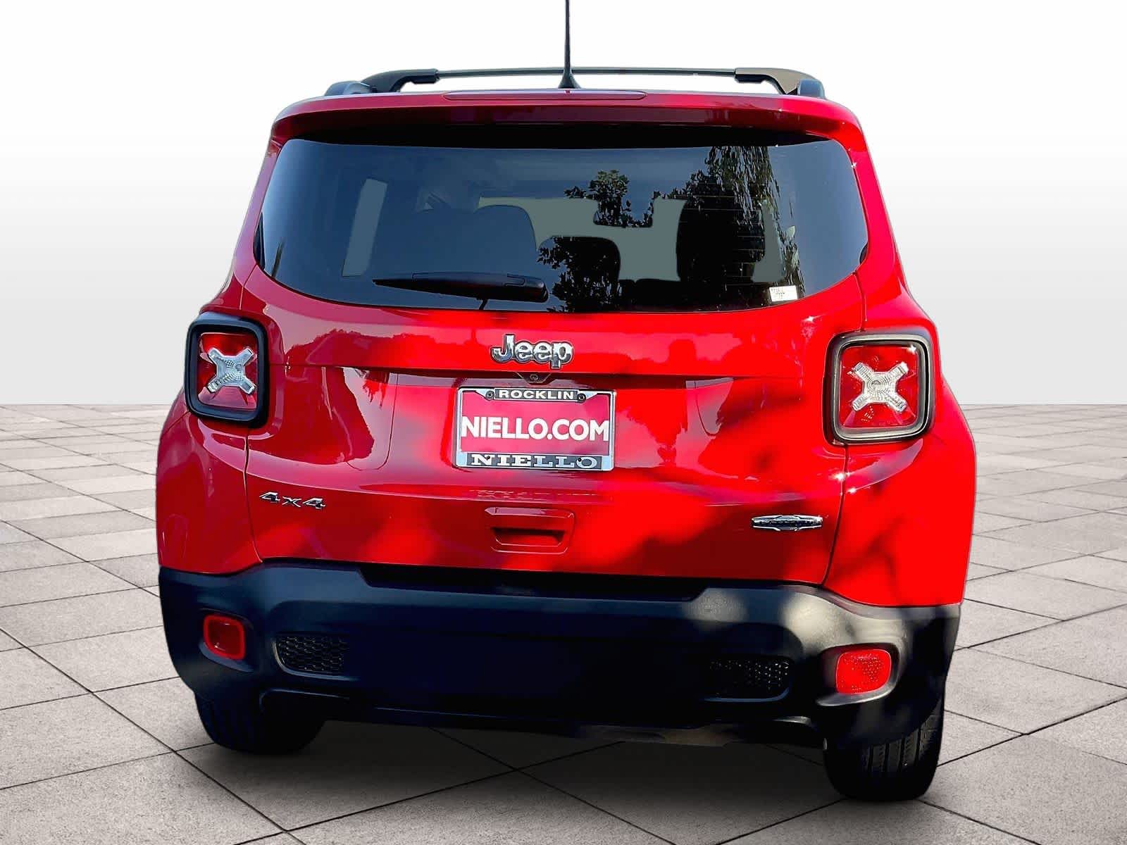 2021 Jeep Renegade Latitude photo 5