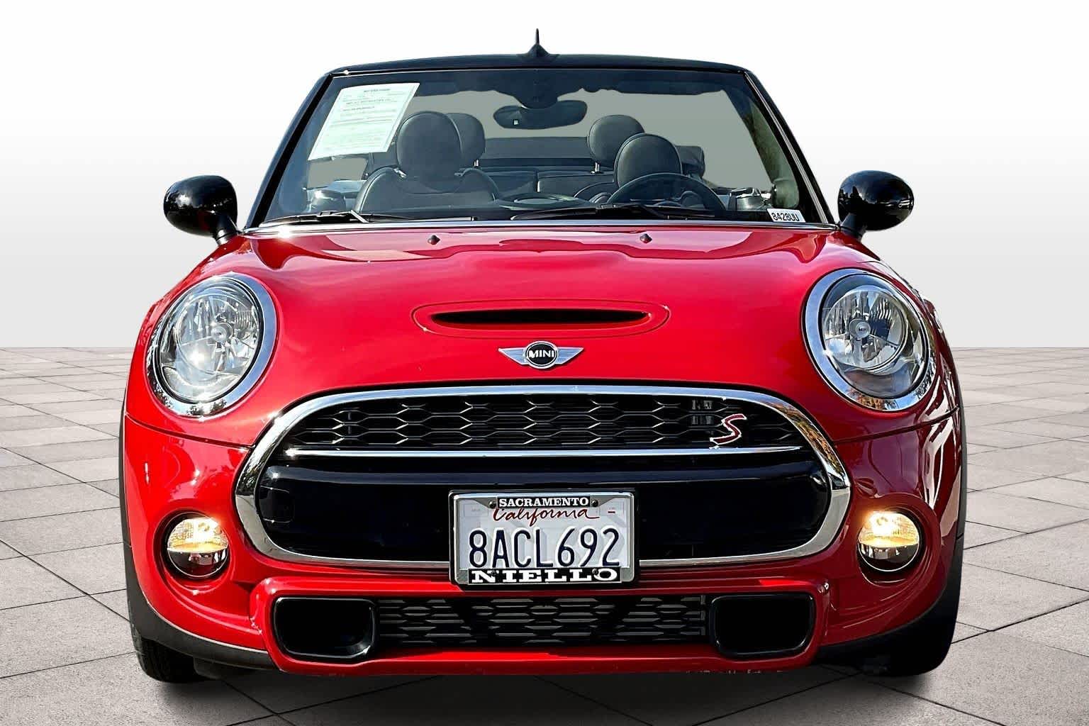 2017 Mini Cooper Convertible S photo 3