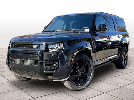 2025 Land Rover Defender 130 V8 SUV