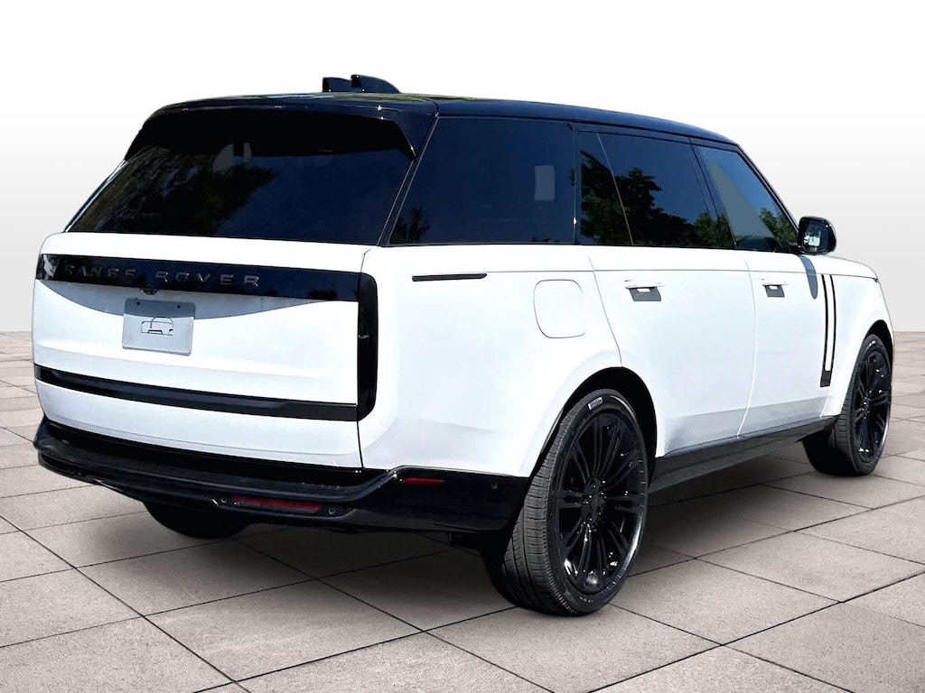 New 2026 Land Rover Range Rover SE 7 Seats SUV