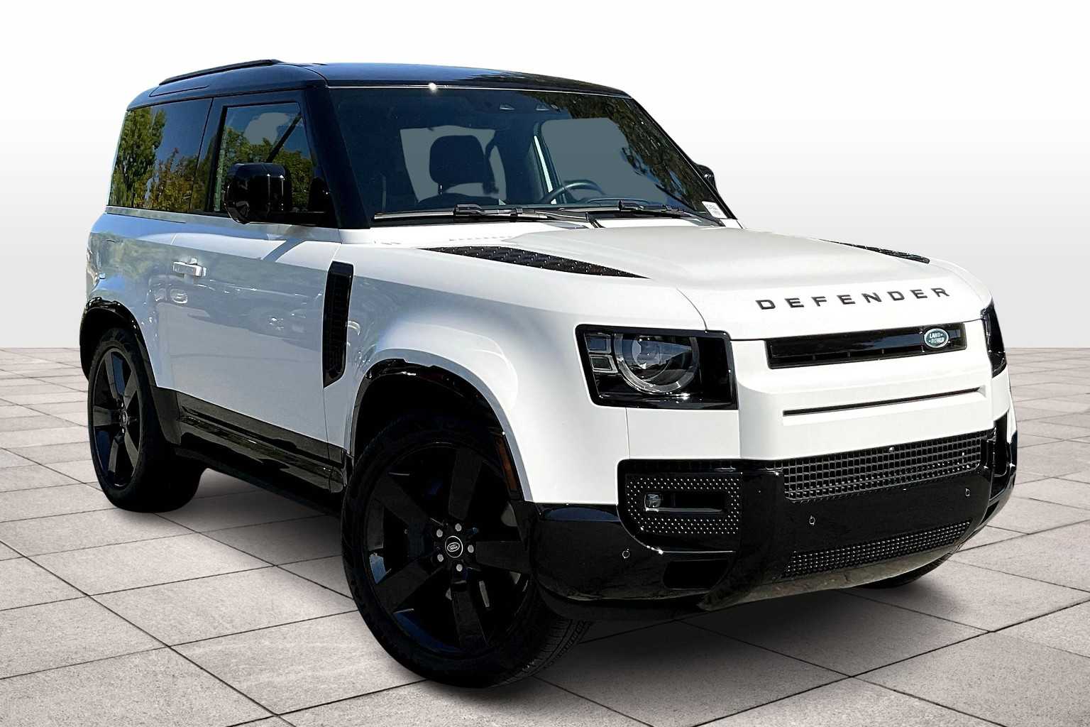 2024 Land Rover Defender X-Dynamic SE photo 2