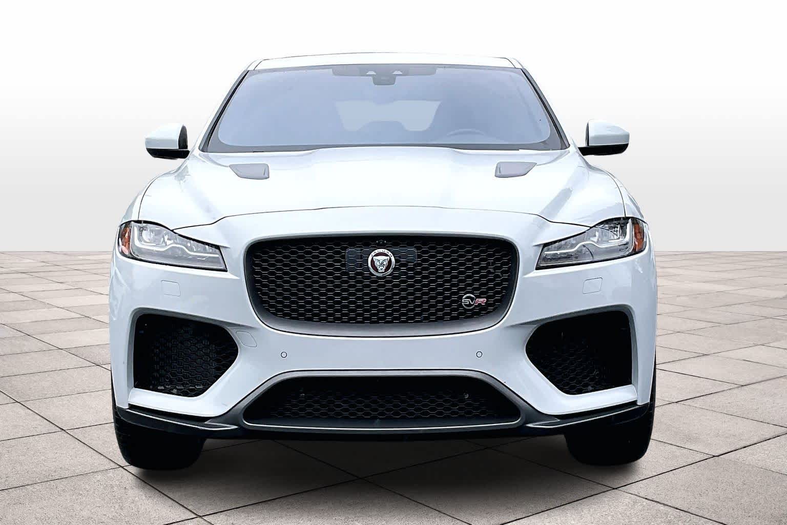 2020 Jaguar F-PACE SVR photo 3