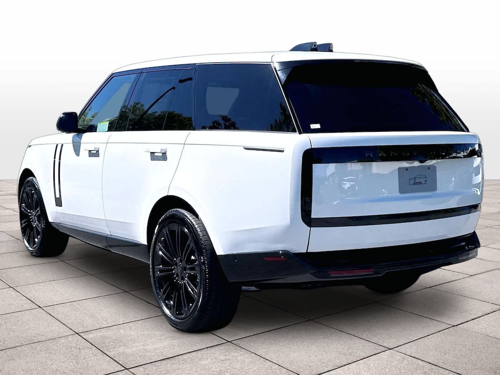 New 2026 Land Rover Range Rover SE SUV