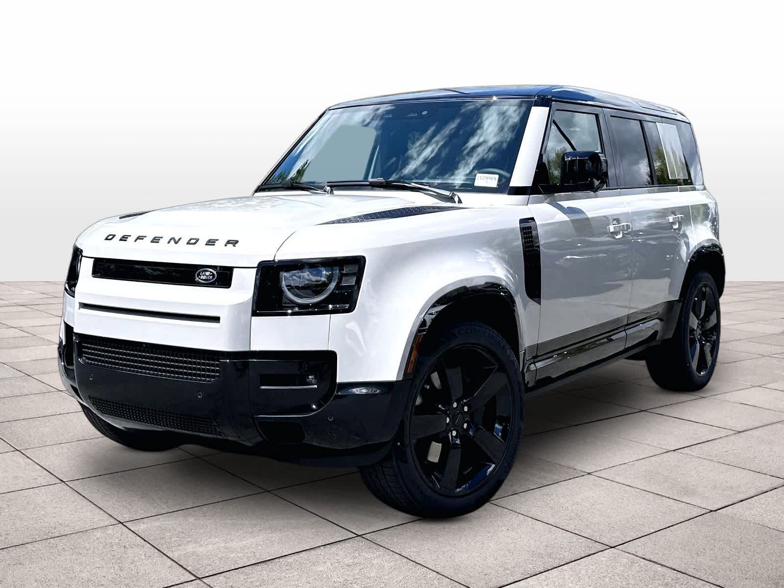 2026 Land Rover Defender 110 X-Dynamic SE P500's photo