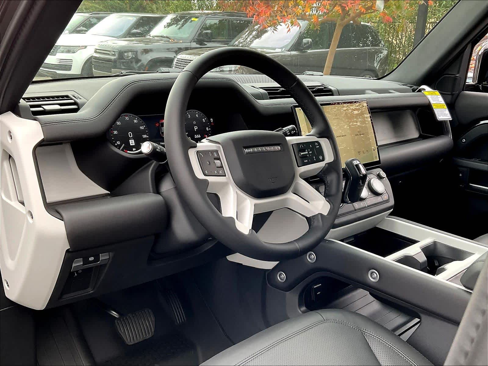 2026 Land Rover Defender S - Photo 8