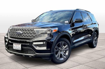 2023 Ford Explorer XLT 4WD