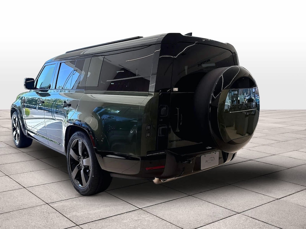 New 2026 Land Rover Defender 130 X-Dynamic SE SUV