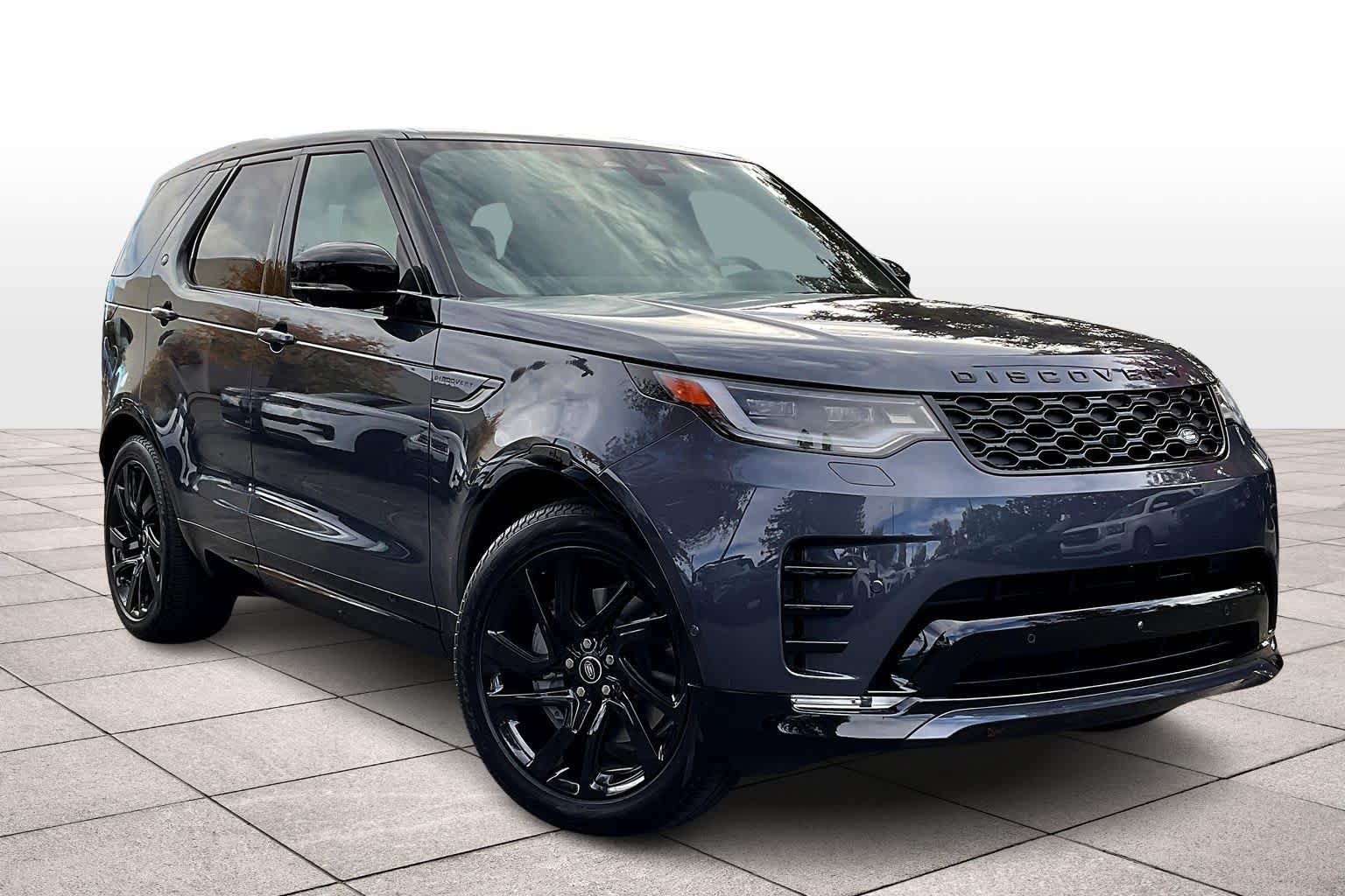 2025 Land Rover Discovery SE photo 2