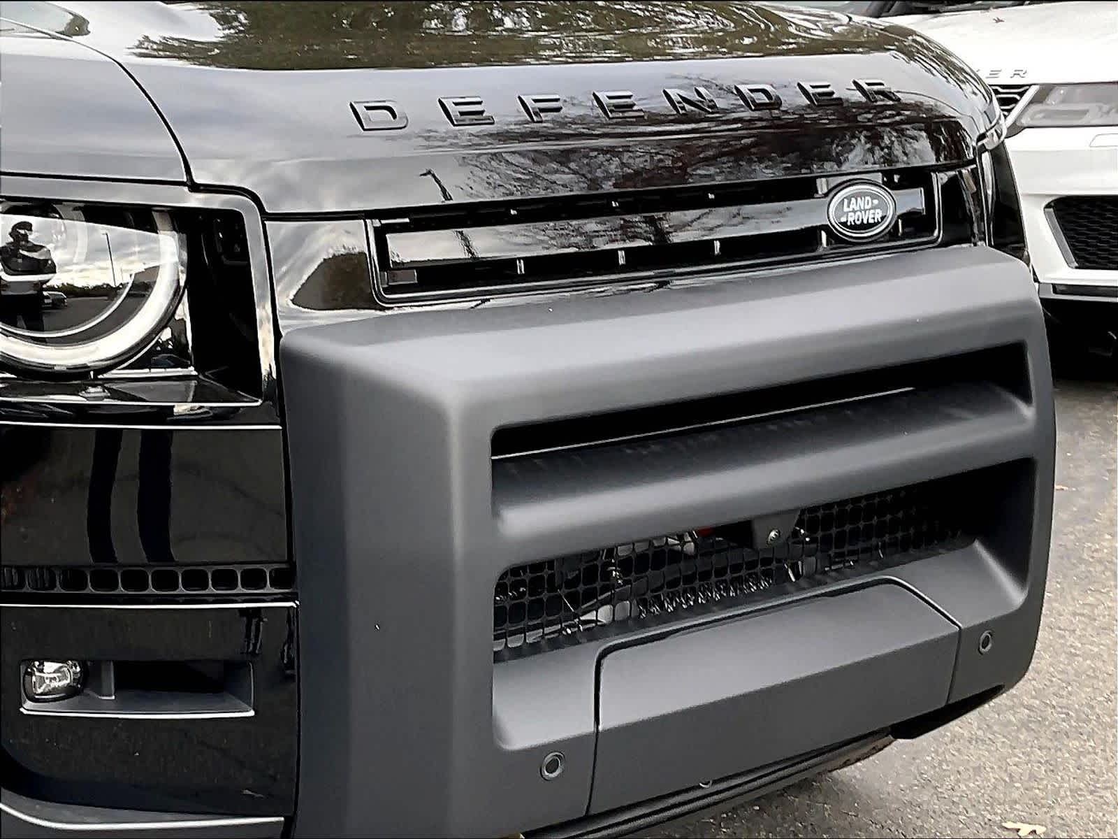 2026 Land Rover Defender S - Photo 34