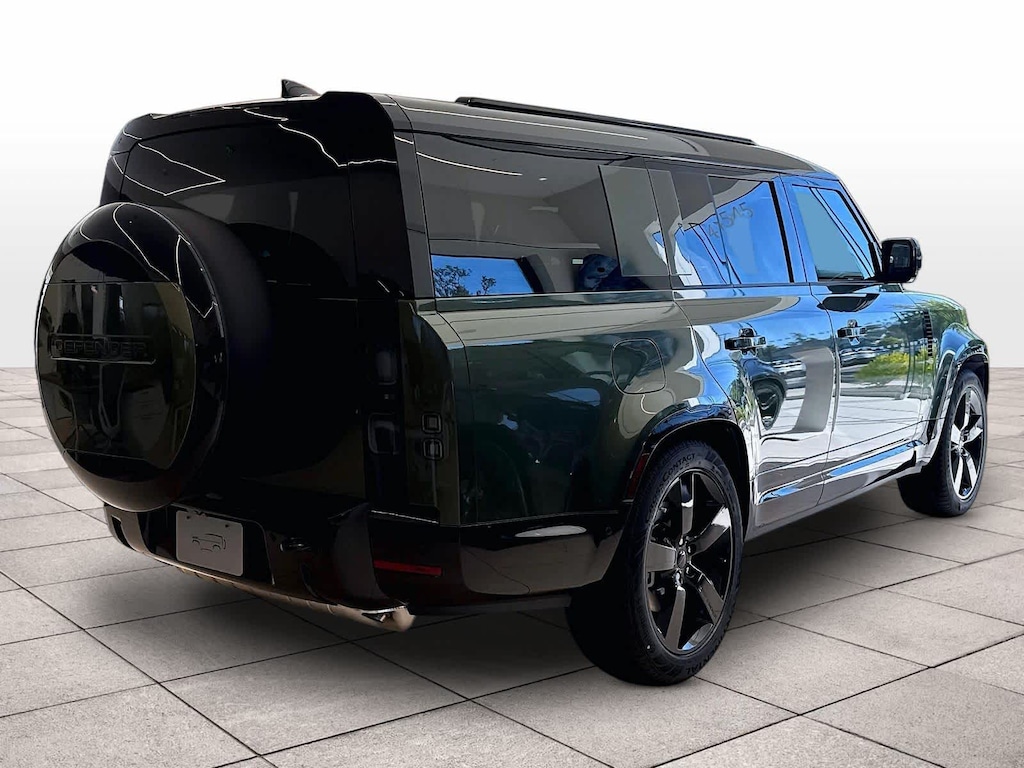 New 2026 Land Rover Defender 130 X-Dynamic SE SUV
