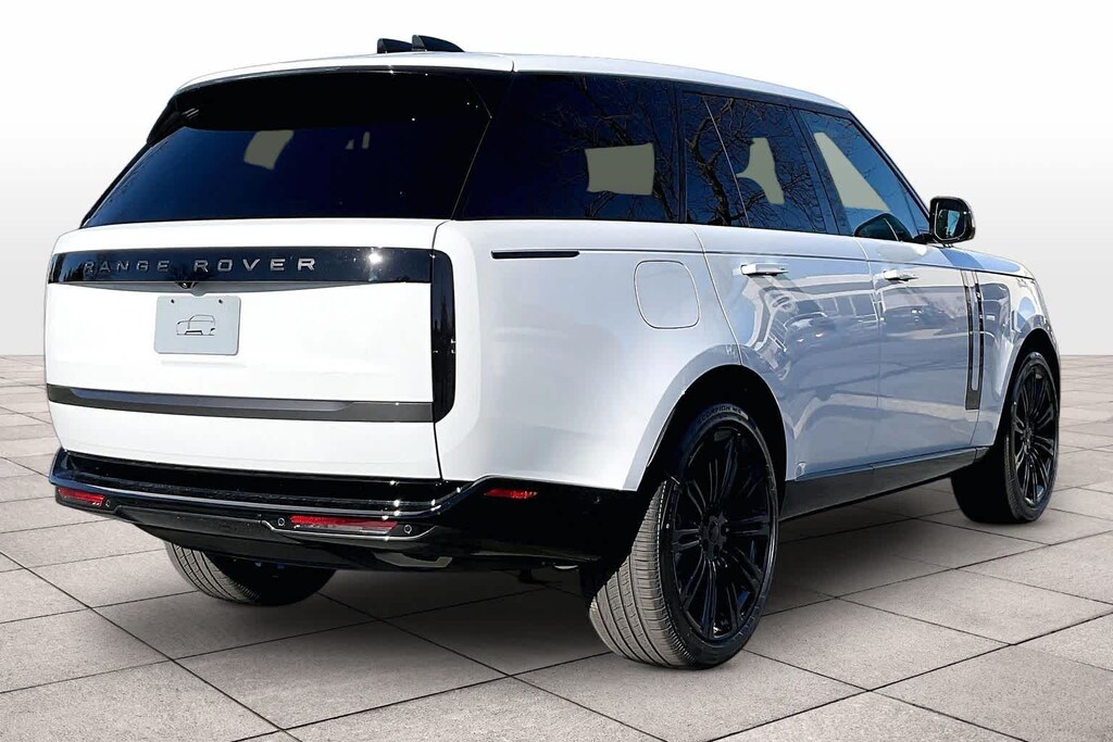 New 2026 Land Rover Range Rover SE SUV