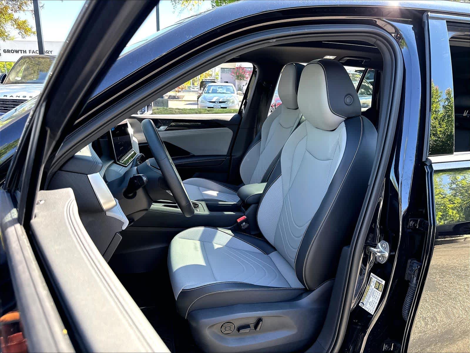 2026 Volkswagen Tiguan SE R-LINE BLACK - Photo 27