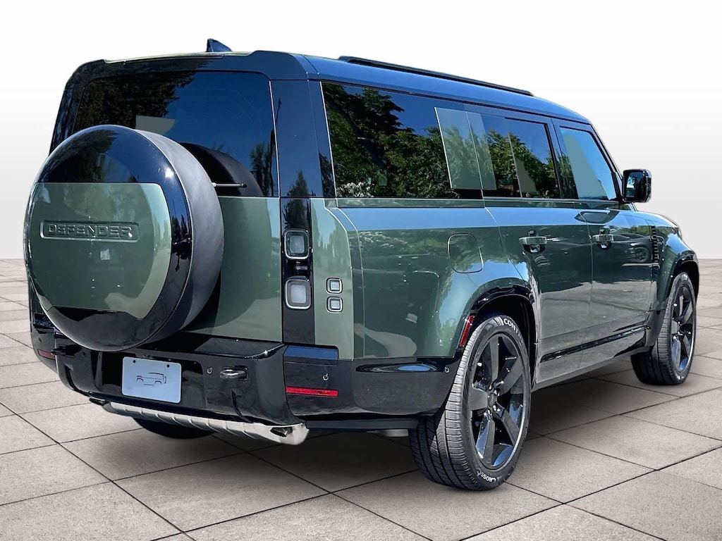 New 2026 Land Rover Defender 130 X-Dynamic SE SUV