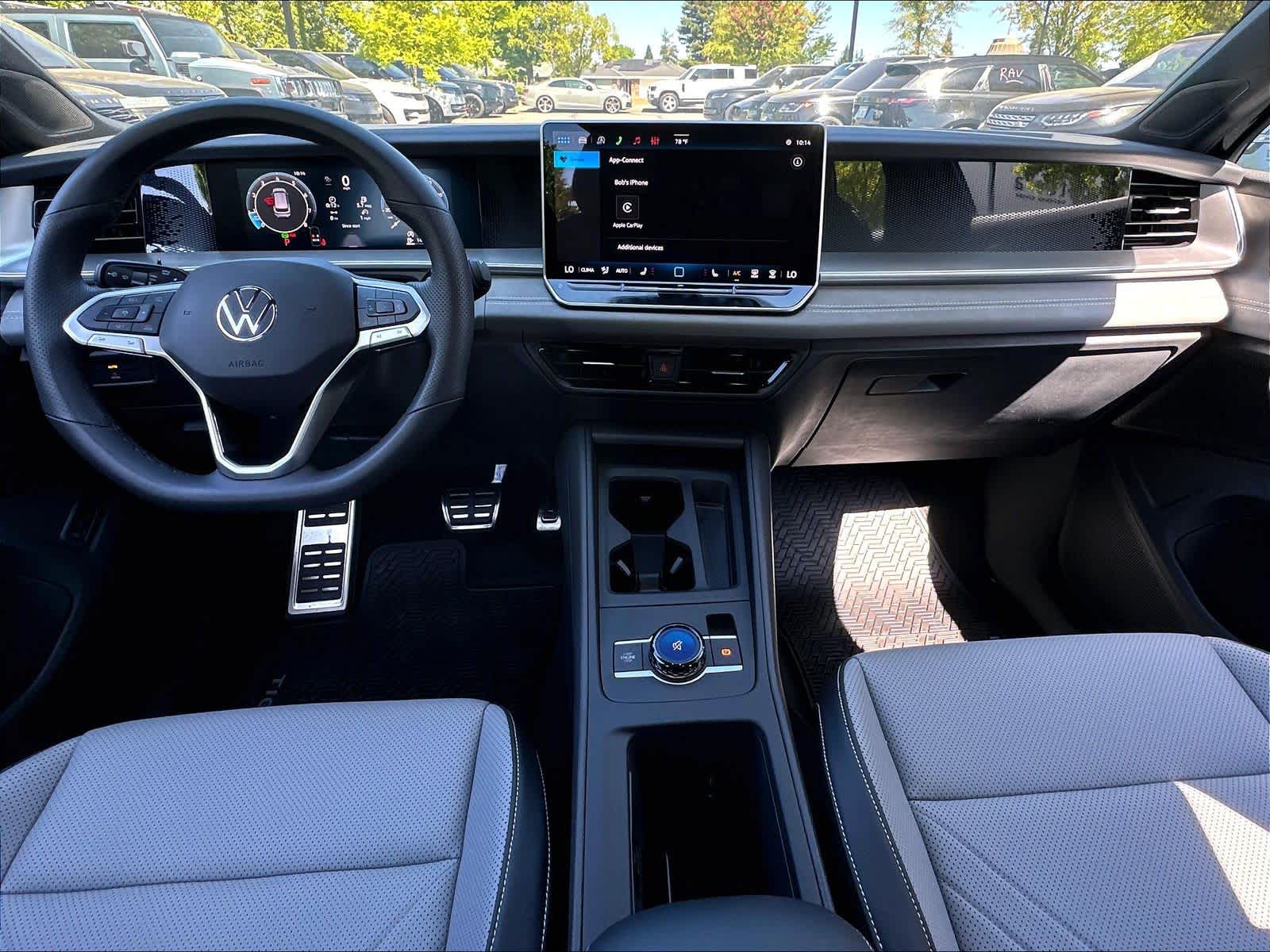 2026 Volkswagen Tiguan SE R-LINE BLACK - Photo 17