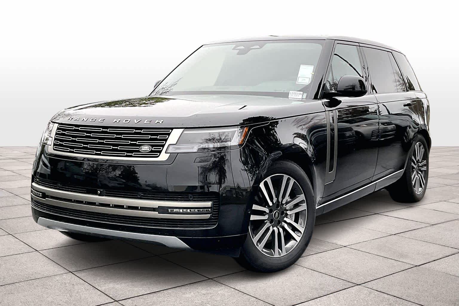 2025 Land Rover Range Rover SE's photo