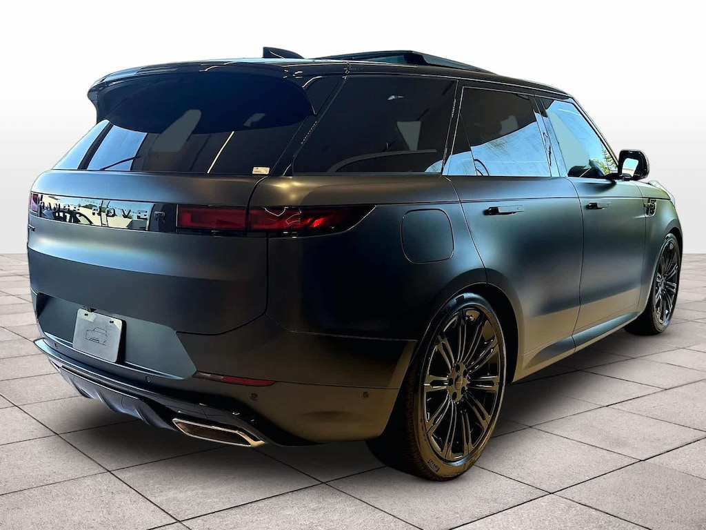 New 2026 Land Rover Range Rover Sport Dynamic SE SUV