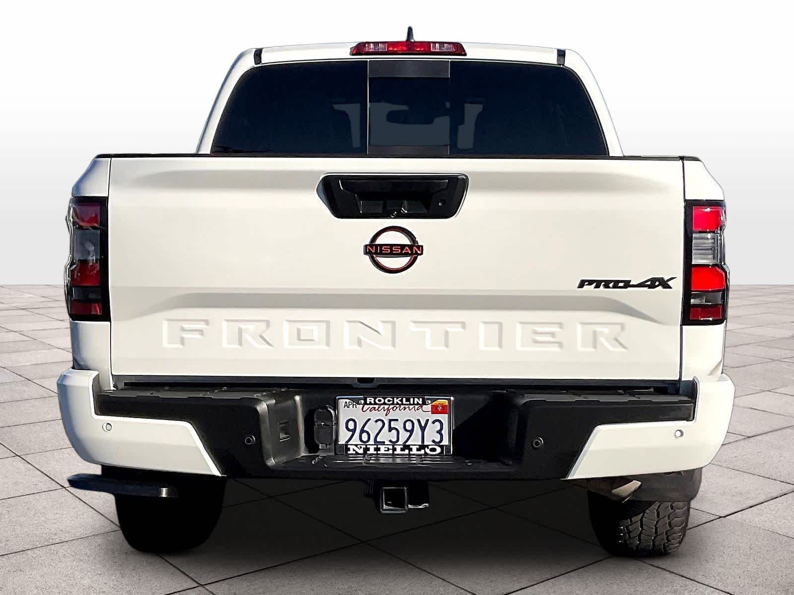 2024 Nissan Frontier PRO-4X Crew Cab 4x4 photo 4