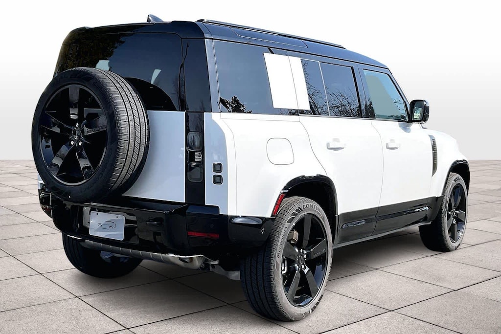 New 2026 Land Rover Defender 110 X-Dynamic SE SUV