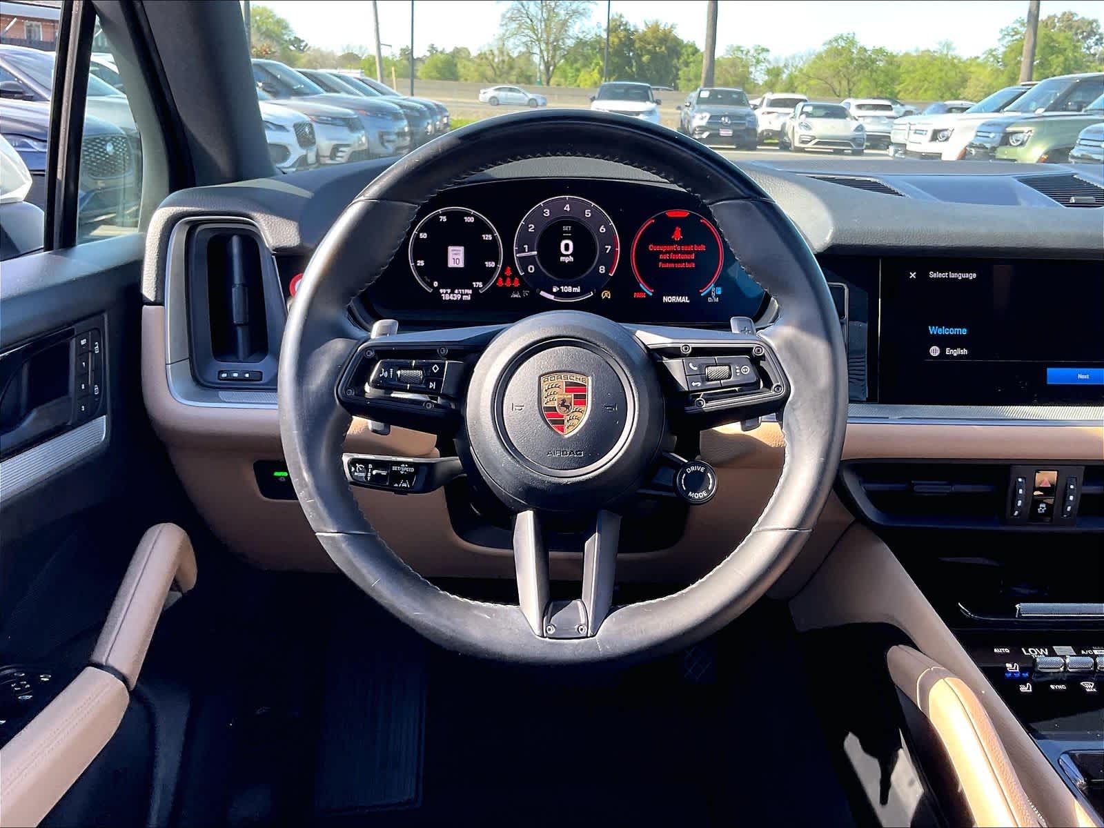 2024 Porsche Cayenne photo 6