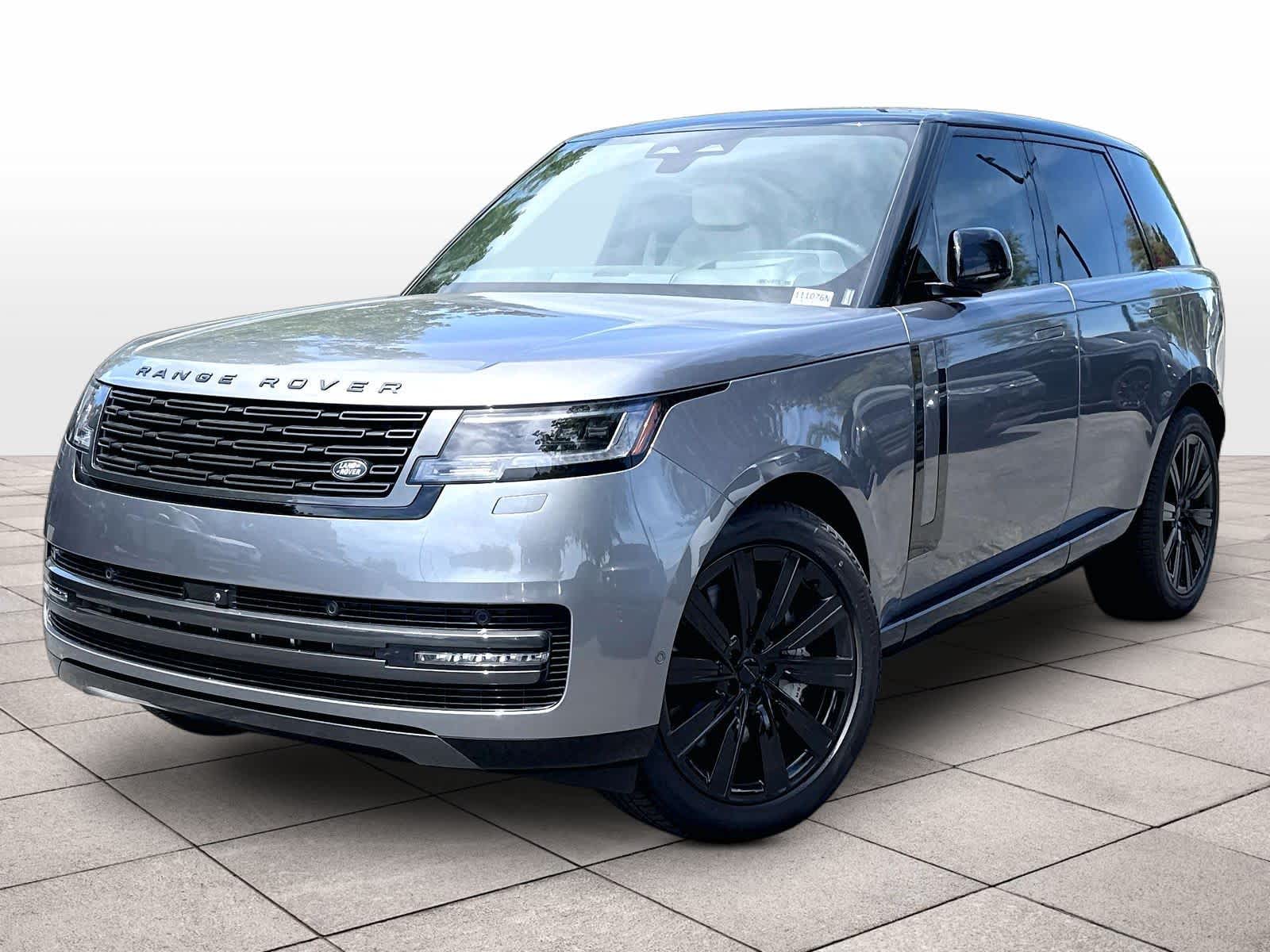 2026 Land Rover Range Rover 3.0 PHEV SE SWB's photo