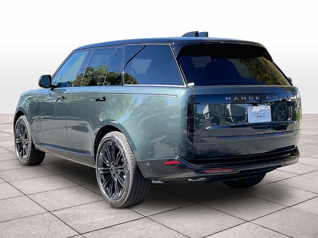 New 2026 Land Rover Range Rover SE SUV