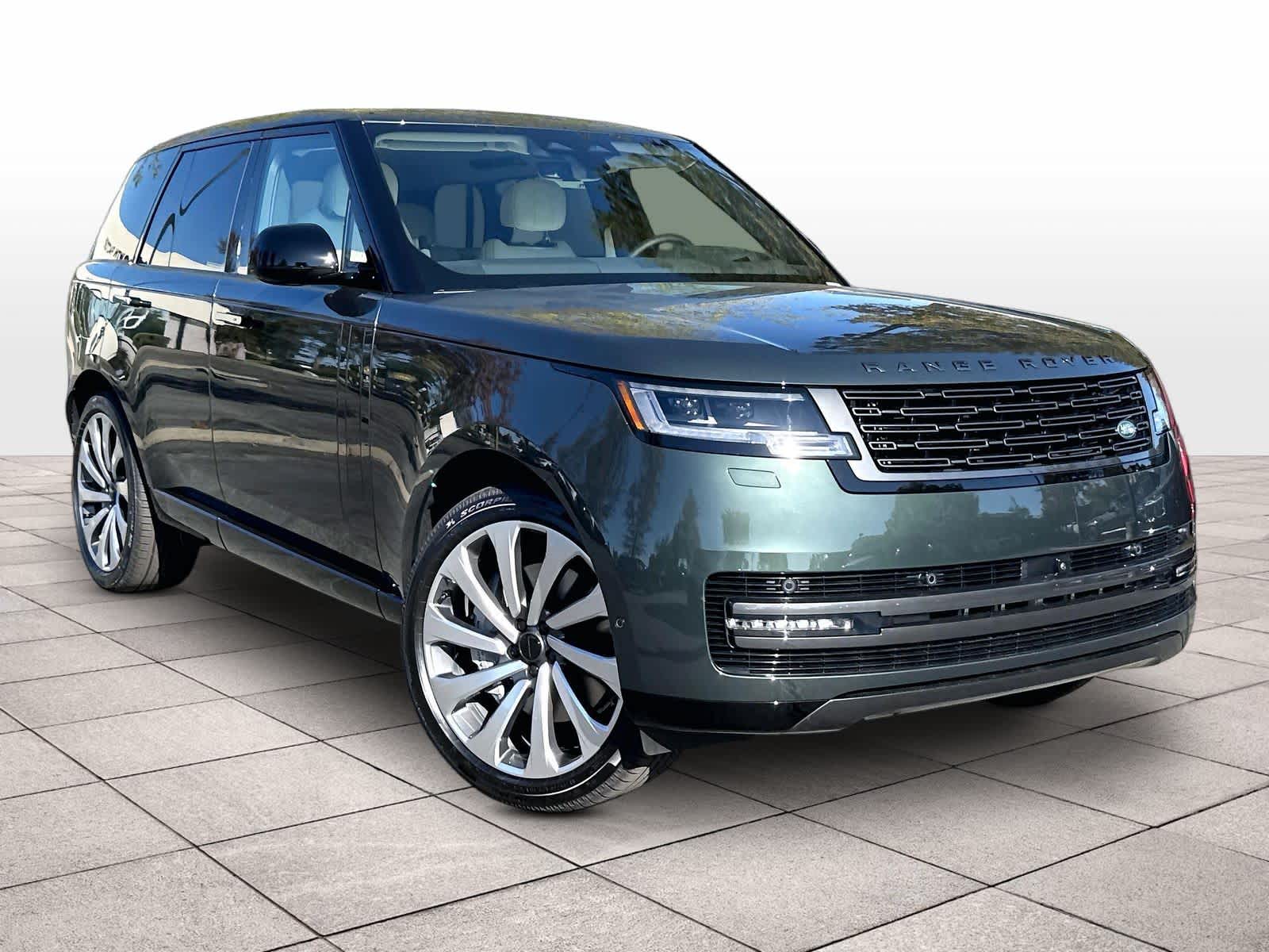 New 2026 Land Rover Range Rover SE SUV