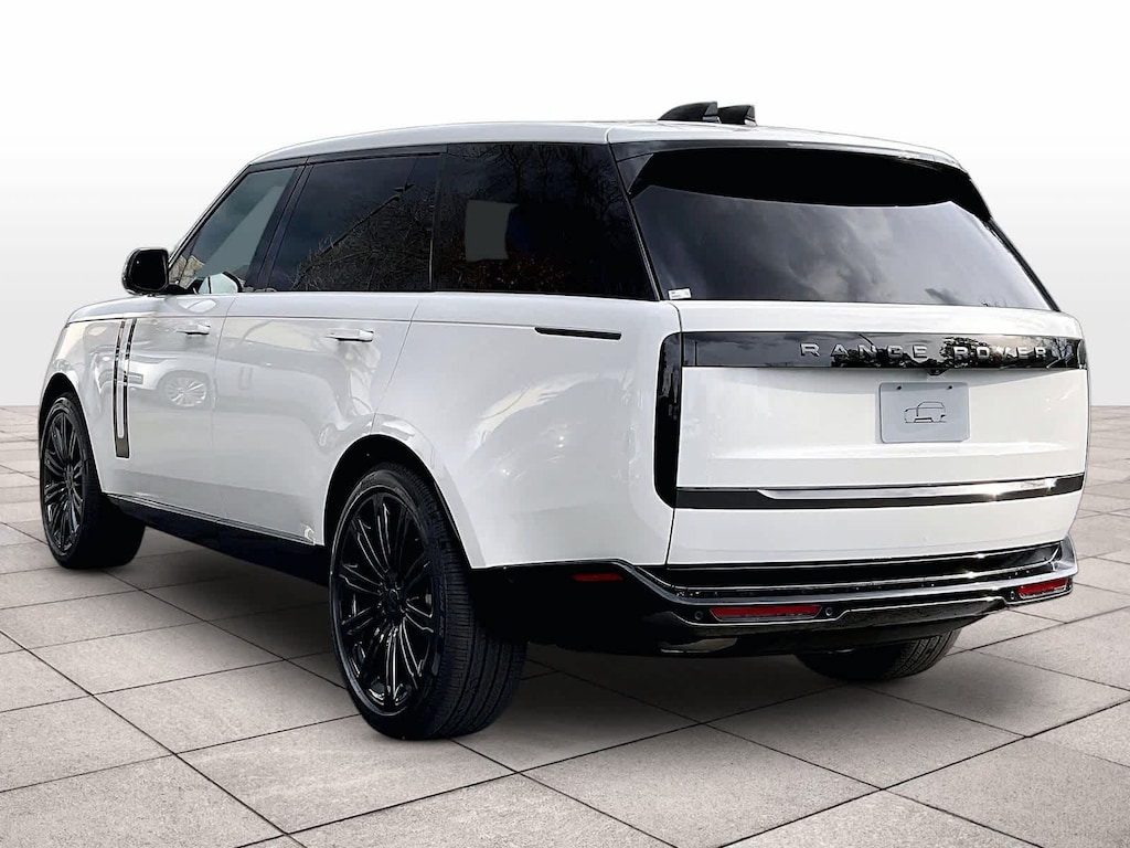 New 2026 Land Rover Range Rover SE 7 Seats SUV