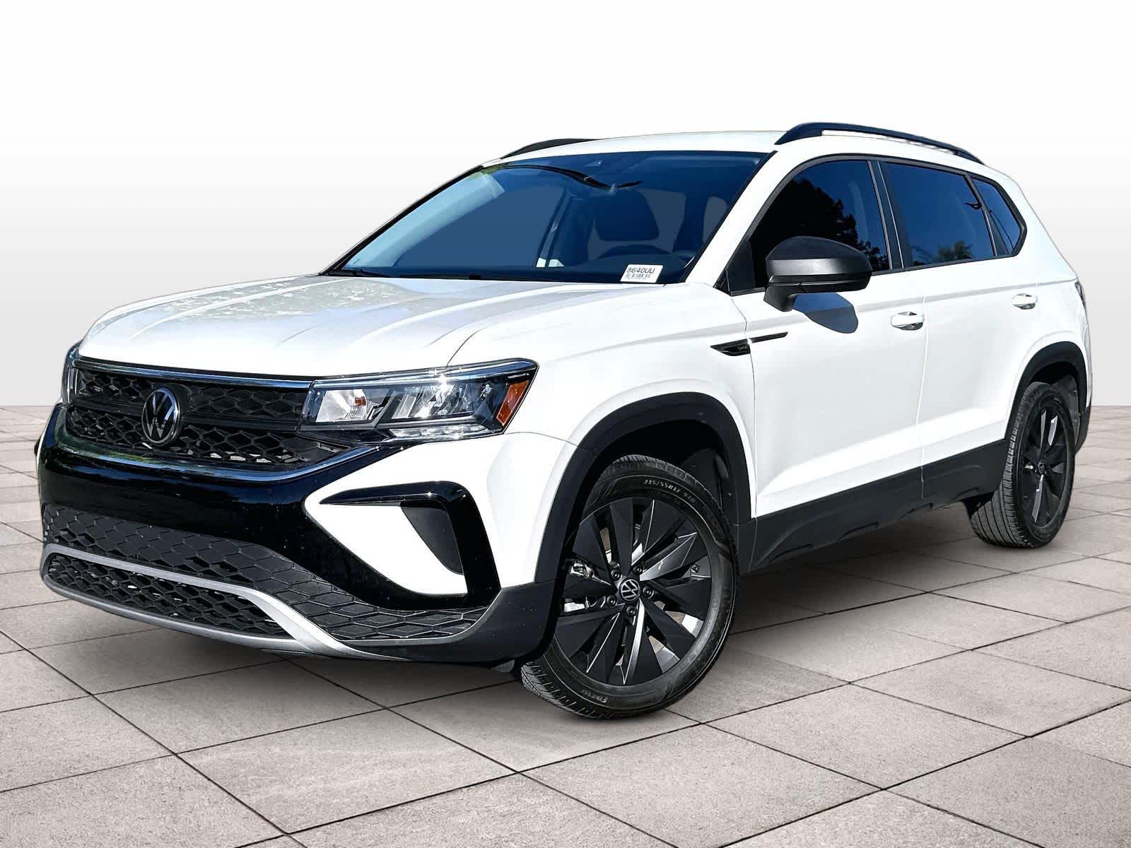 2023 Volkswagen Taos 1.5T S's photo