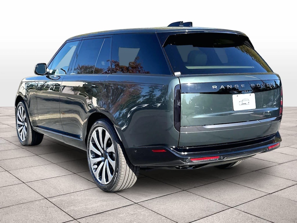 New 2026 Land Rover Range Rover SE SUV