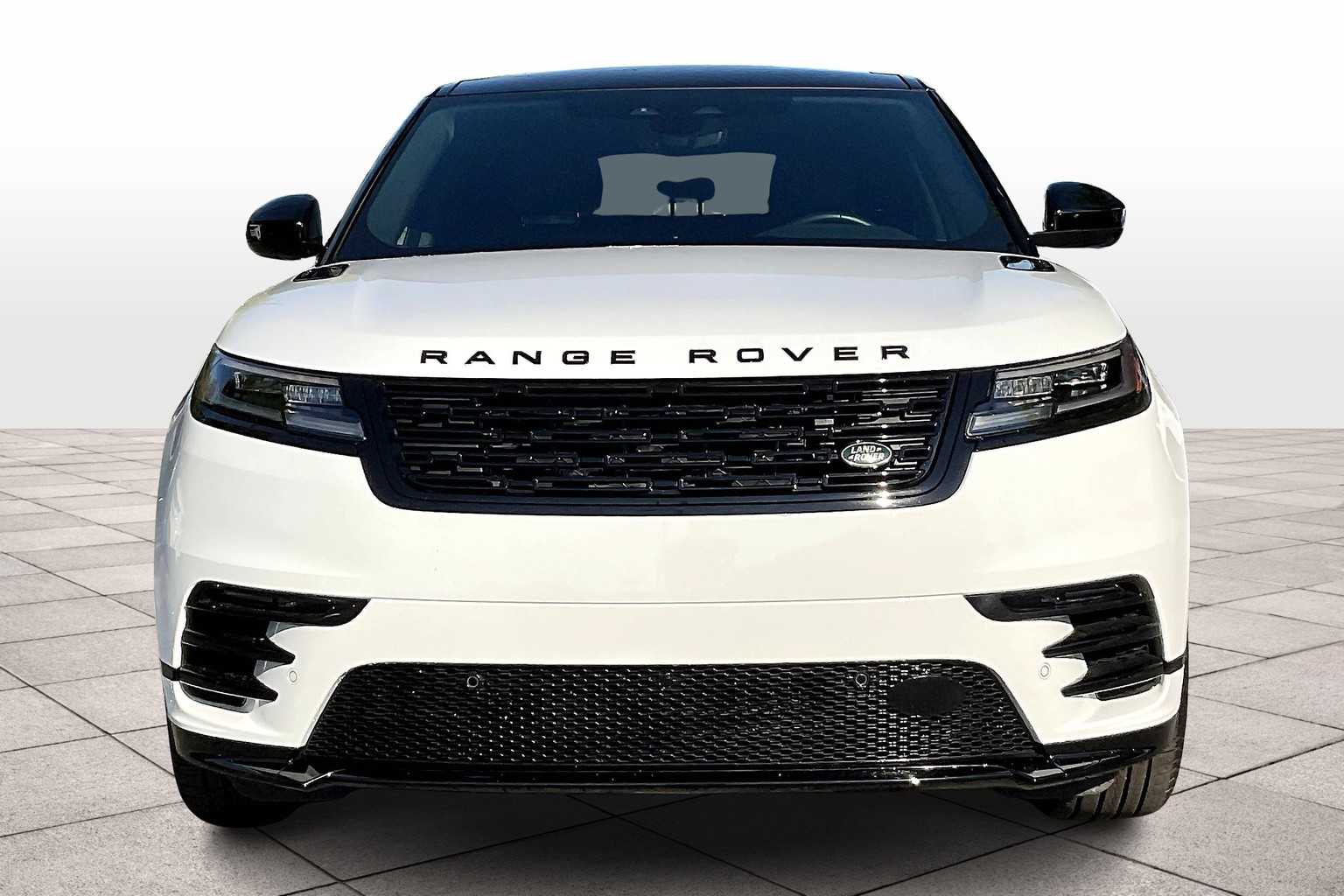 2025 Land Rover Range Rover Velar SE photo 3