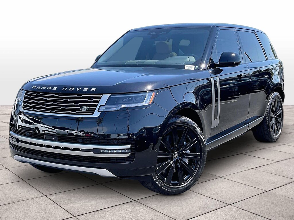 Used 2025 Land Rover Range Rover SE P550e SWB