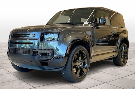 2024 Land Rover Defender 90 V8 SUV