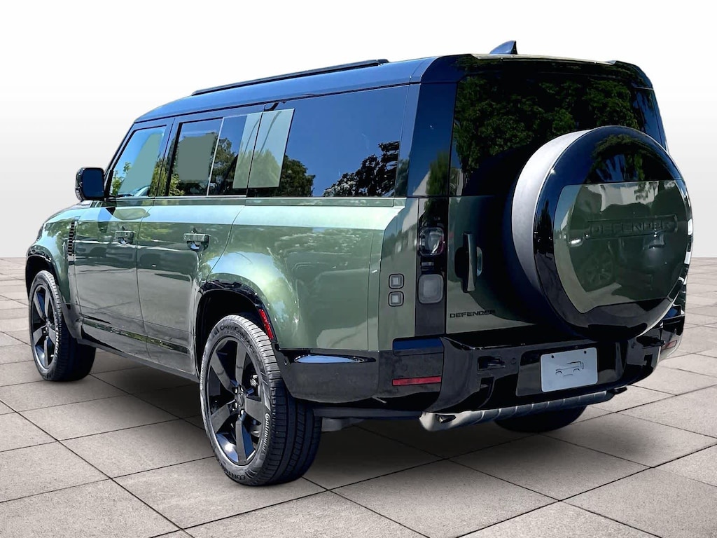 New 2026 Land Rover Defender 130 X-Dynamic SE SUV