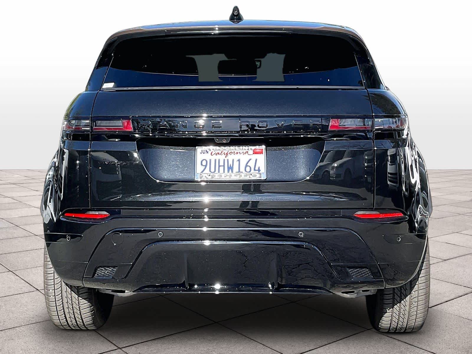 2026 Land Rover Range Rover Evoque Dynamic SE photo 4