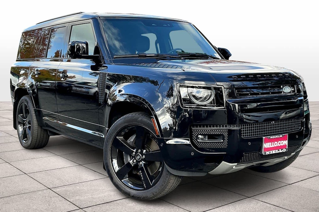 New 2025 Land Rover Defender 130 X-Dynamic SE SUV