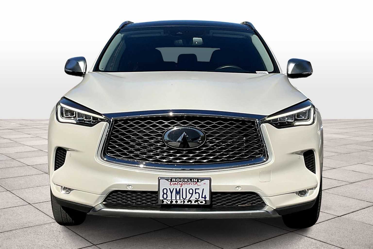 2021 Infiniti QX50 Sensory AWD photo 3
