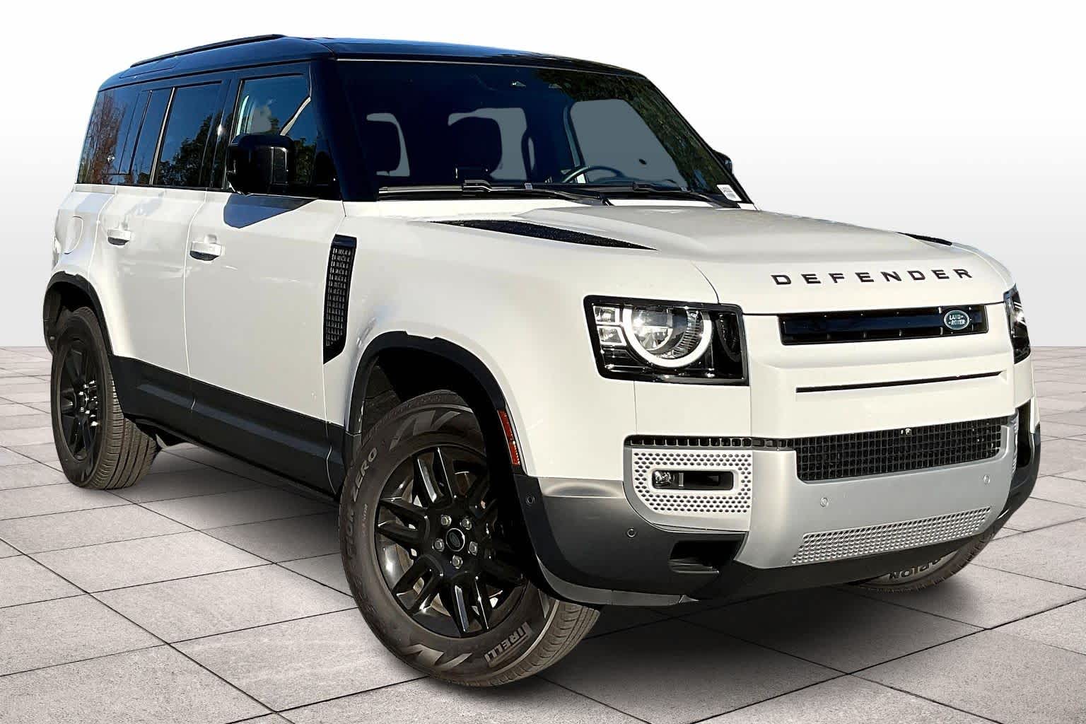 2023 Land Rover Defender S 110 photo 2