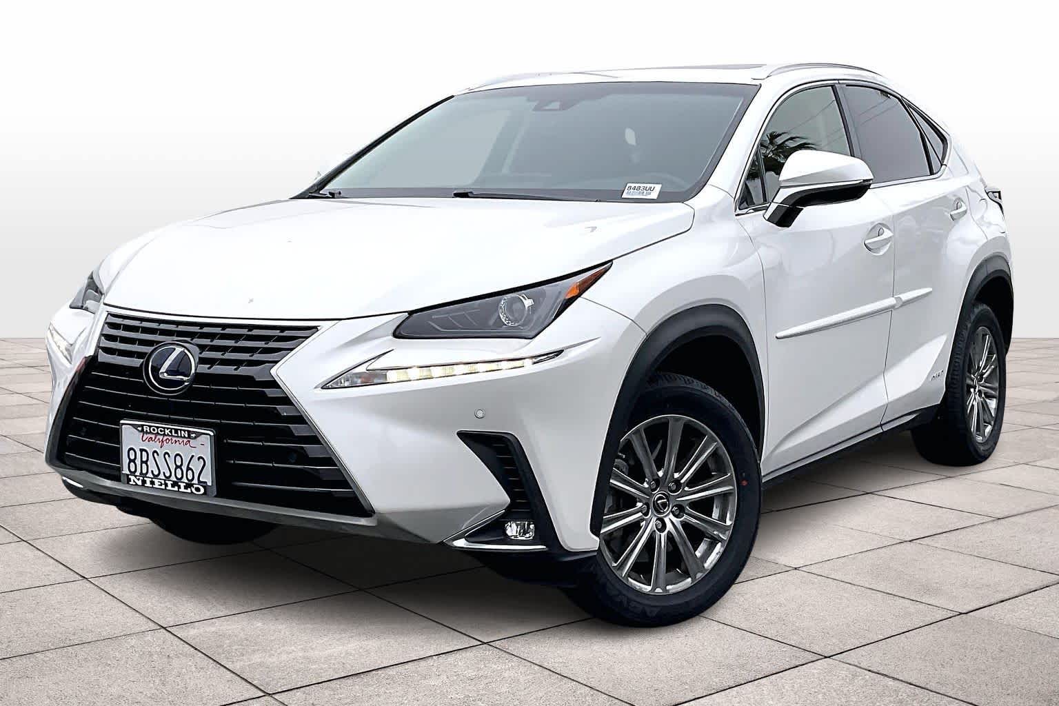 2018 Lexus NX 300h's photo