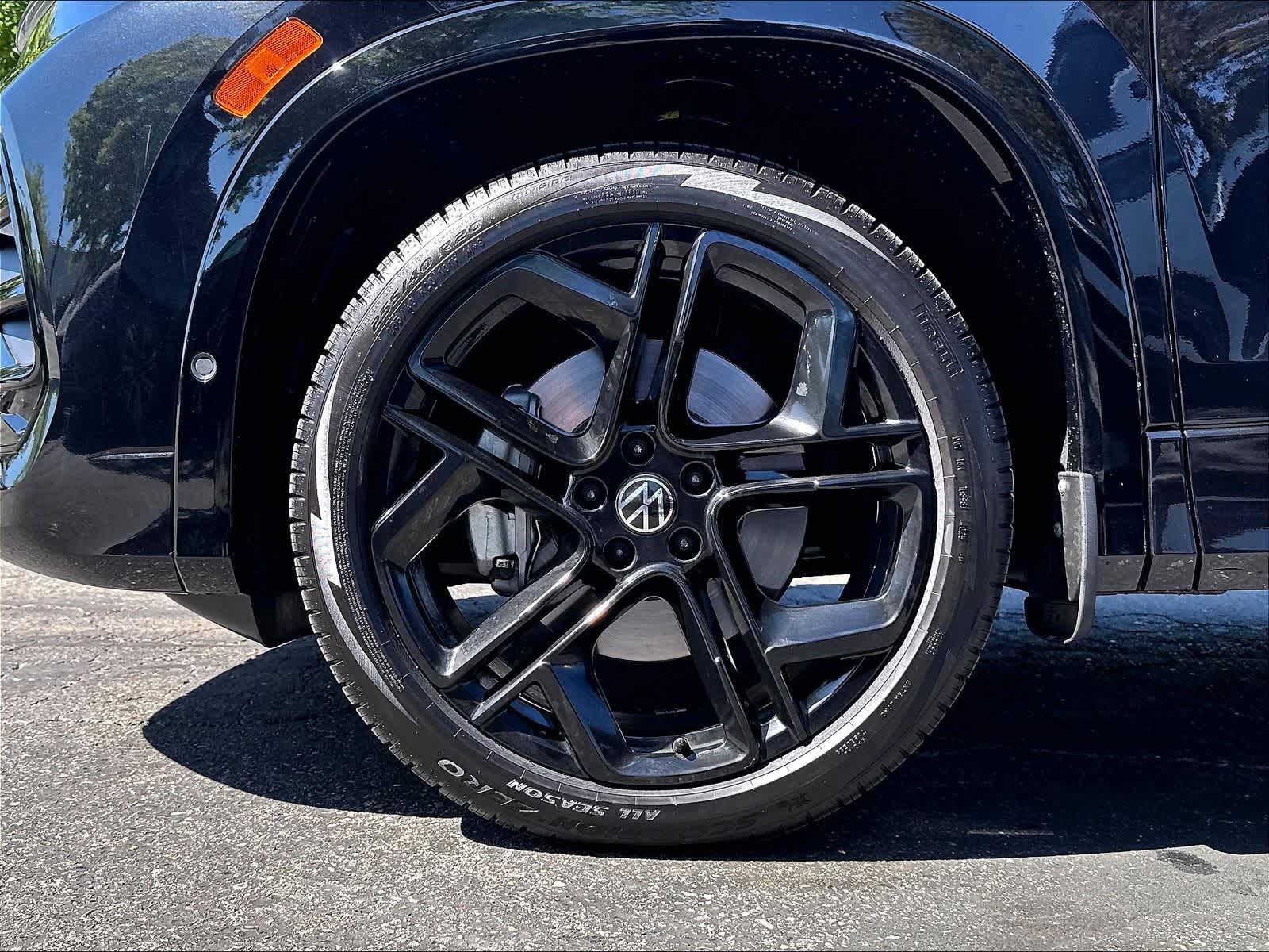 2026 Volkswagen Tiguan SE R-LINE BLACK - Photo 11