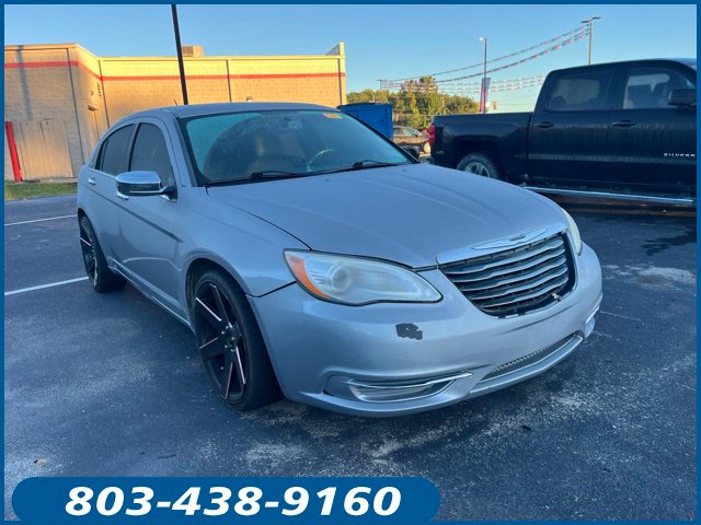 2013 Chrysler 200