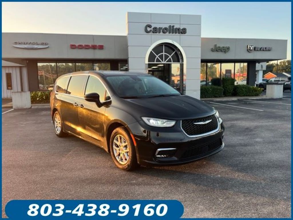 Used 2023 Chrysler Pacifica Touring L Van Passenger Van