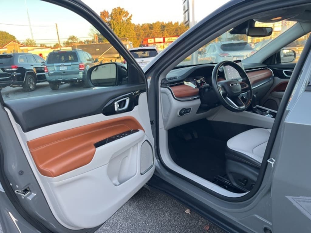 Used 2022 Jeep Compass Limited SUV