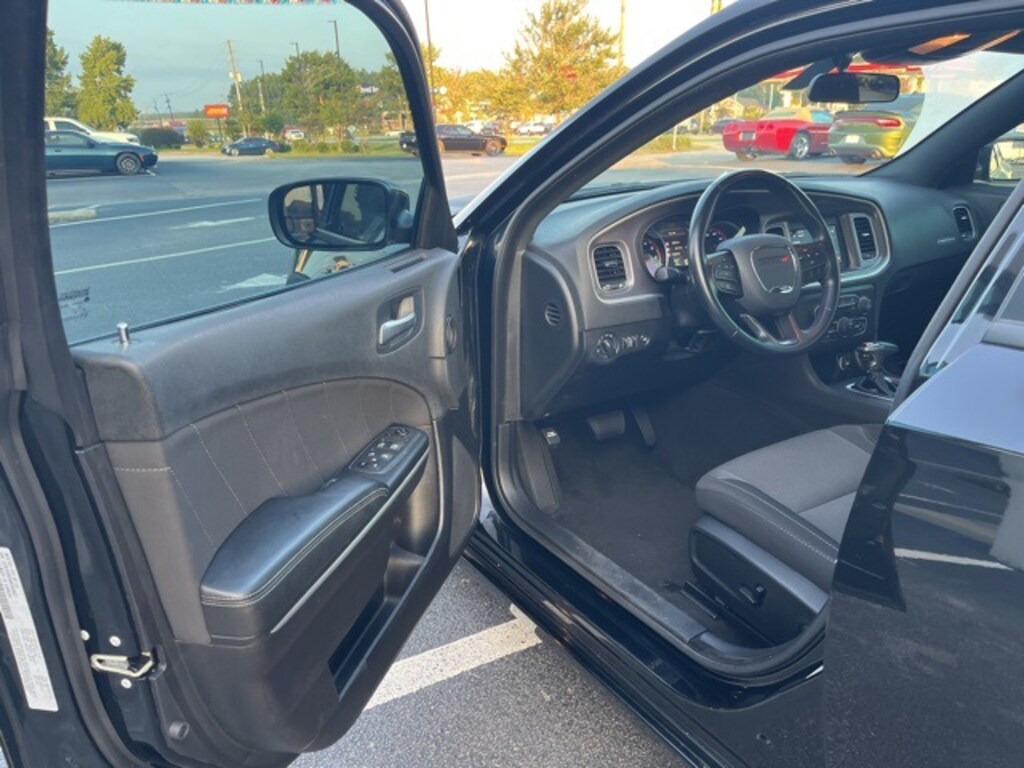 Used 2021 Dodge Charger SXT Sedan