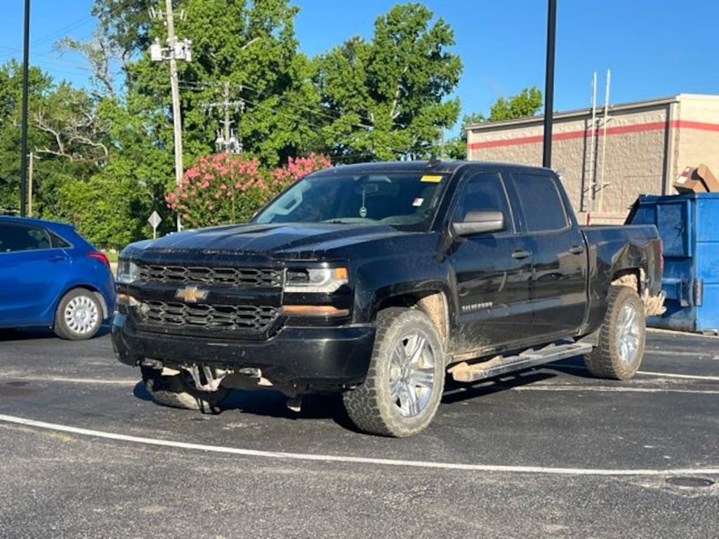 Used 2018 Chevrolet Silverado 1500 Silverado Custom Truck Crew Cab