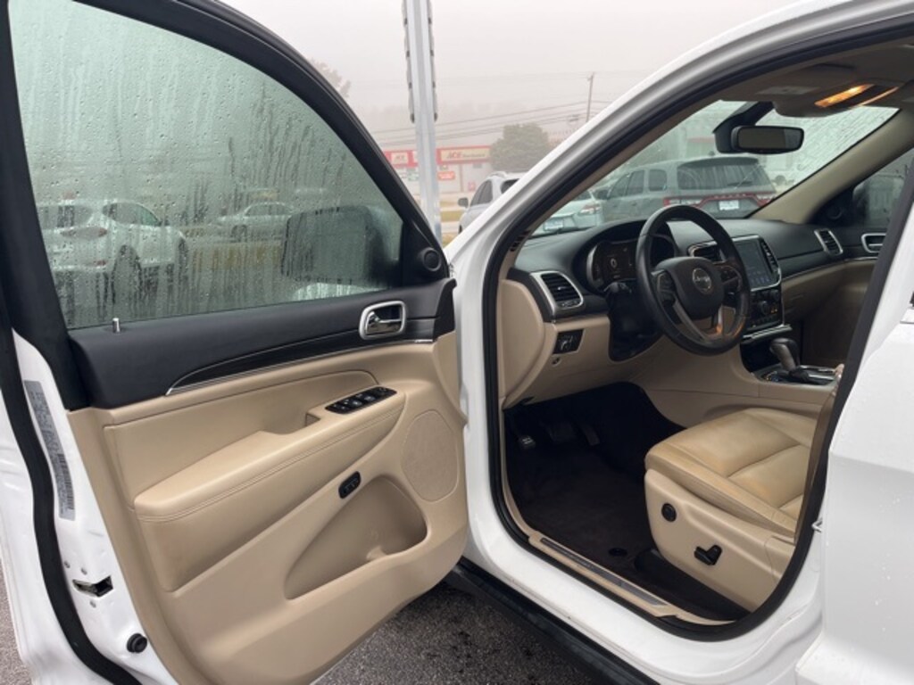 Used 2019 Jeep Grand Cherokee Limited SUV