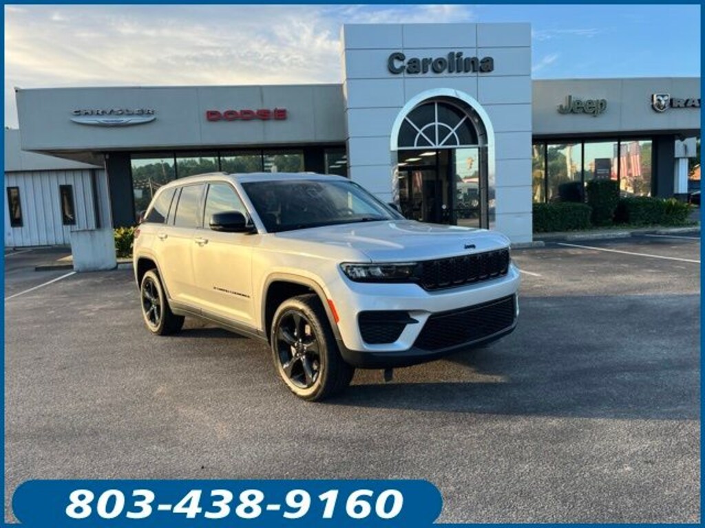 Used 2022 Jeep Grand Cherokee Laredo SUV